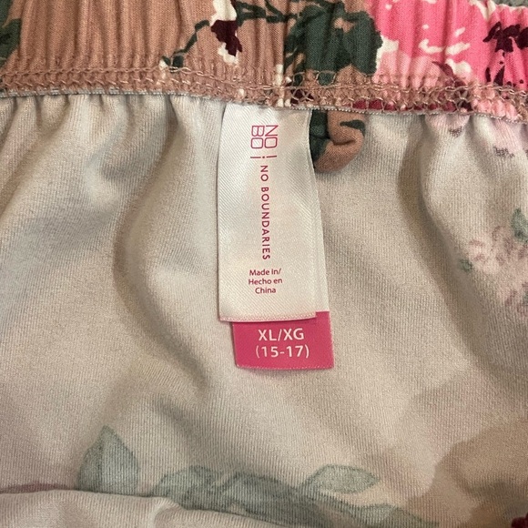 ⭐️No Boundaries Pink Floral Off-Shoulder Blouse - Picture 3 of 4